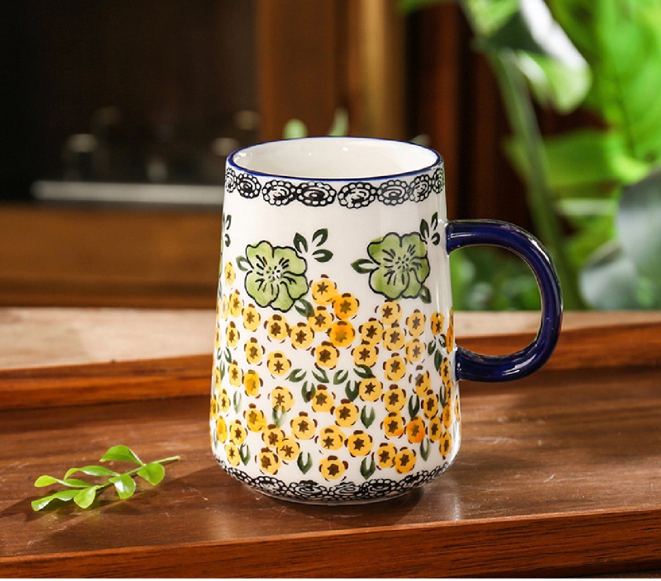 Hand-Painted Floral Ceramic Coffee Mug – Elegant & Timeless